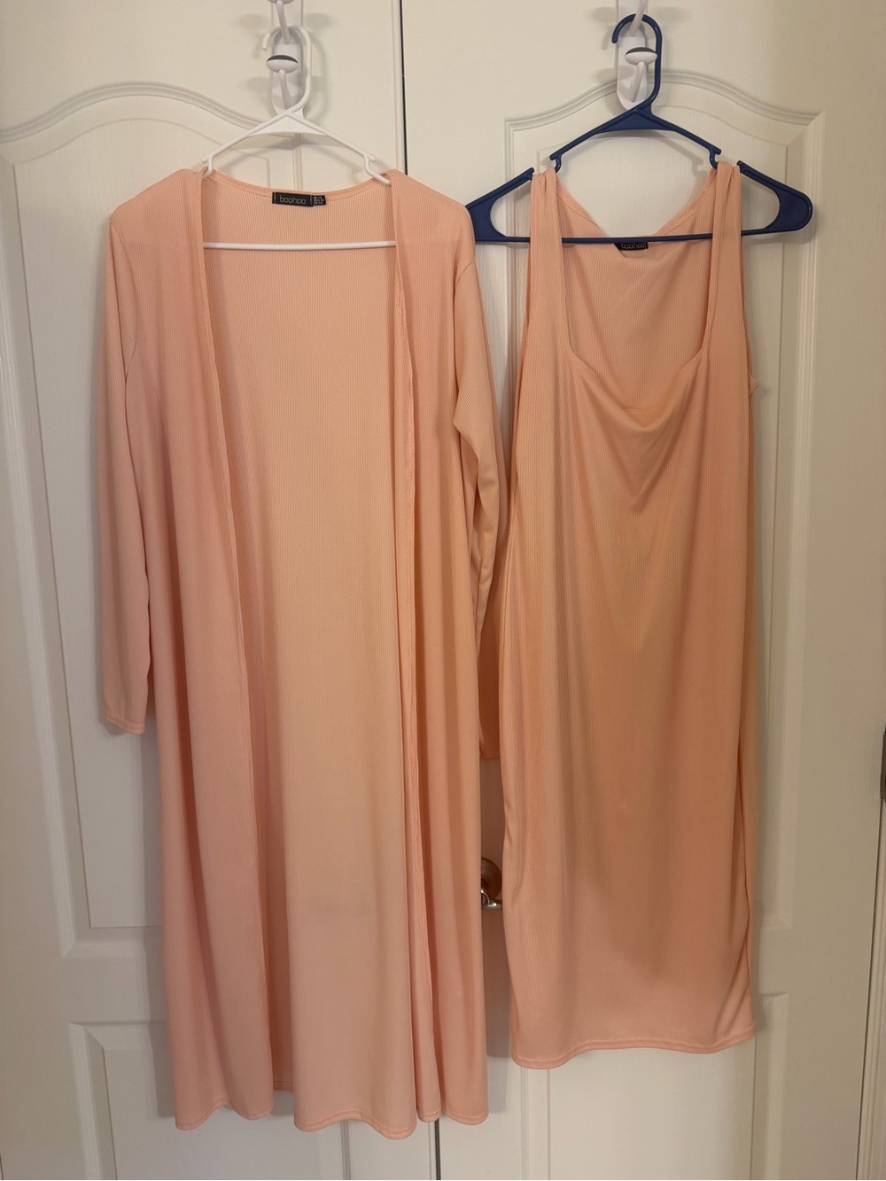 Beautiful Peach 2 pc Slip Dress and Matching Duster Set New never worn!